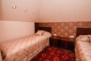 Отель Senoji Hansa Hotel Паланга Стандартный двухместный номер с 2 отдельными кроватями-12
